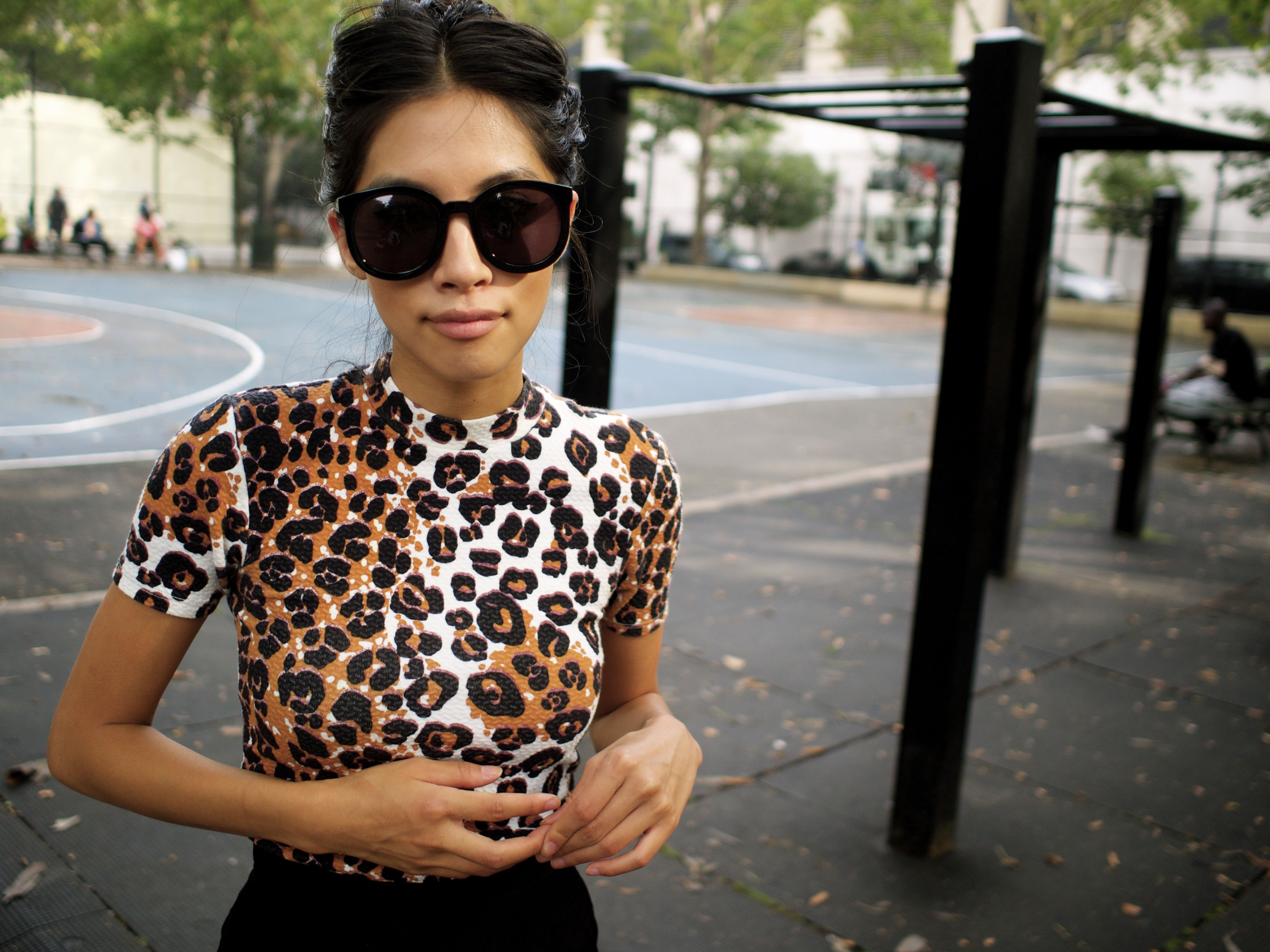 a-little-leopard-in-the-park_05